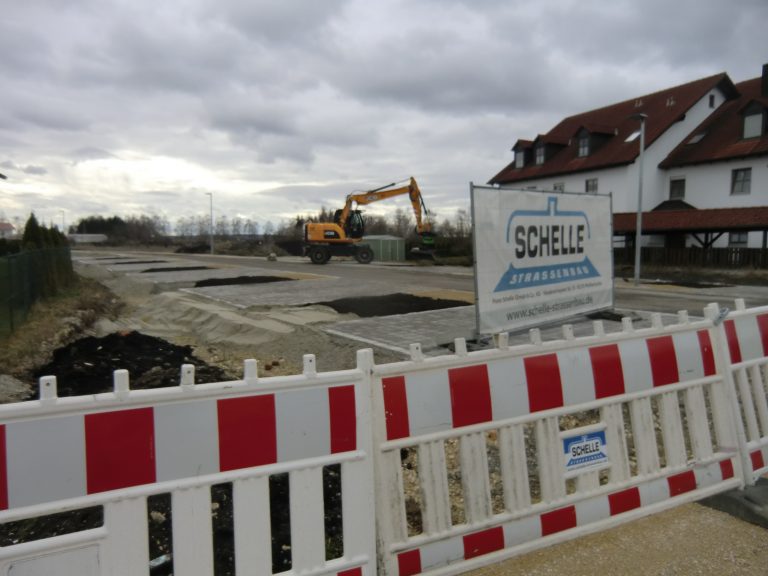 Neue Straße Karlshuld